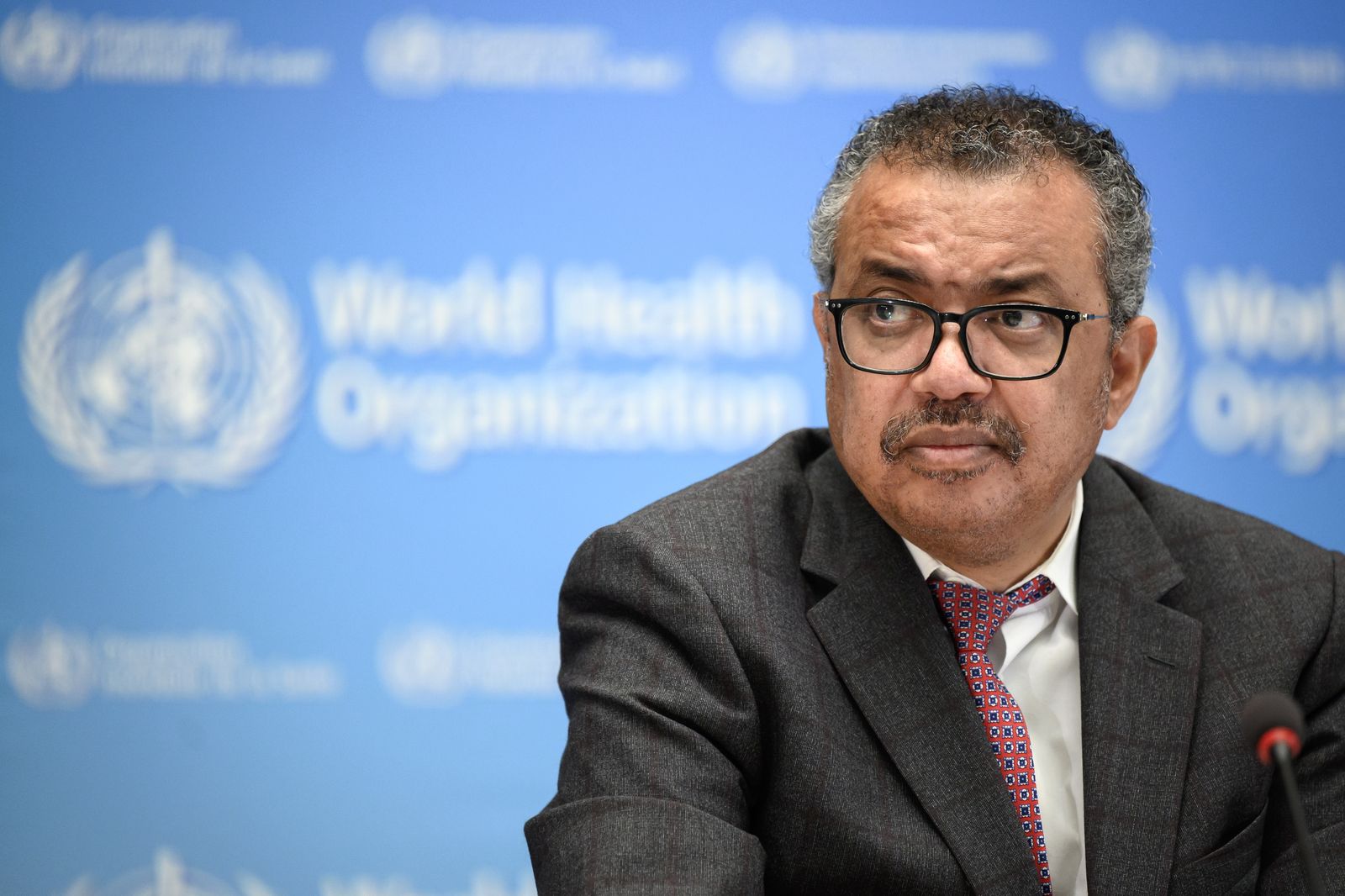 Tedros: Por mucho que lo deseemos, la pandemia "aún no ha terminado"