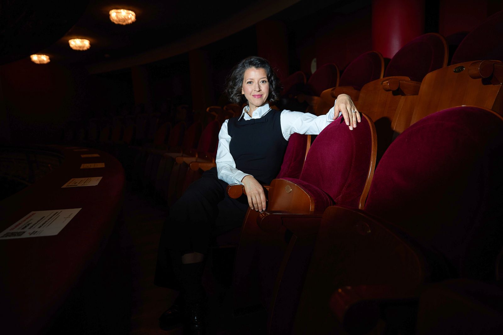 La soprano norteamericana Lisette Oropesa, una de las grandes voces líricas de hoy, durante un encuentro con la prensa este viernes en el Teatro Real Encuentro con la prensa de la soprano norteamericana Lisette Oropesa en el Teatro Real con motivo del concierto que ofrecerá en este espacio el 30 de marzo. EFE / Miguel Osés