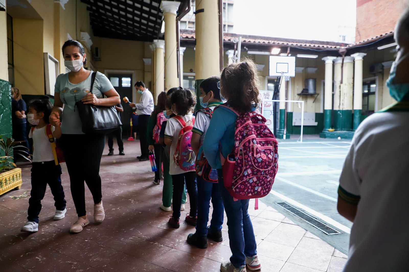 Estudiantes brasileños respetan tema y vocabulario, pero fallan en ortografía