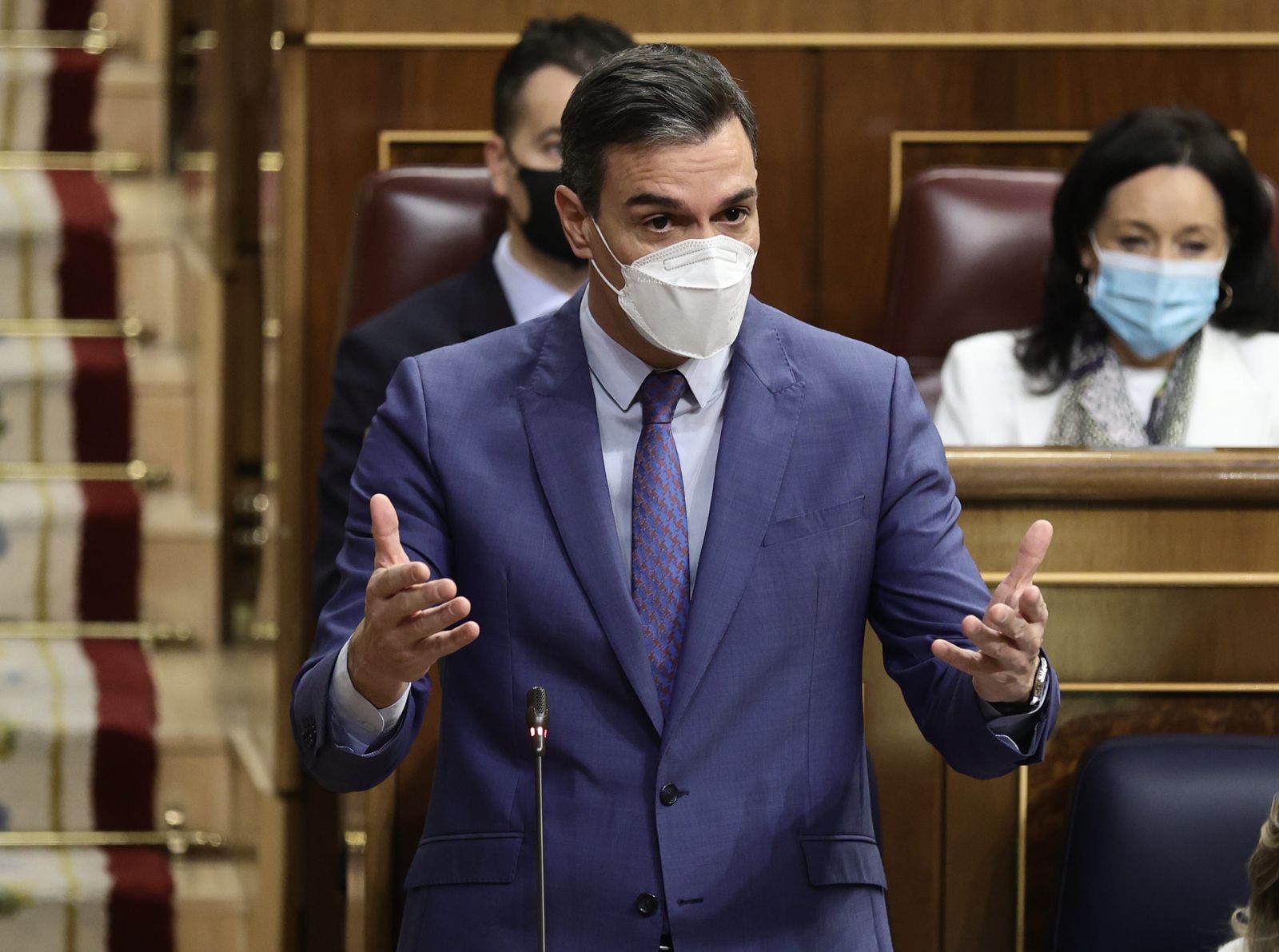 El presidente del Gobierno, Pedro Sánchez, interviene en una sesión plenaria en el Congreso