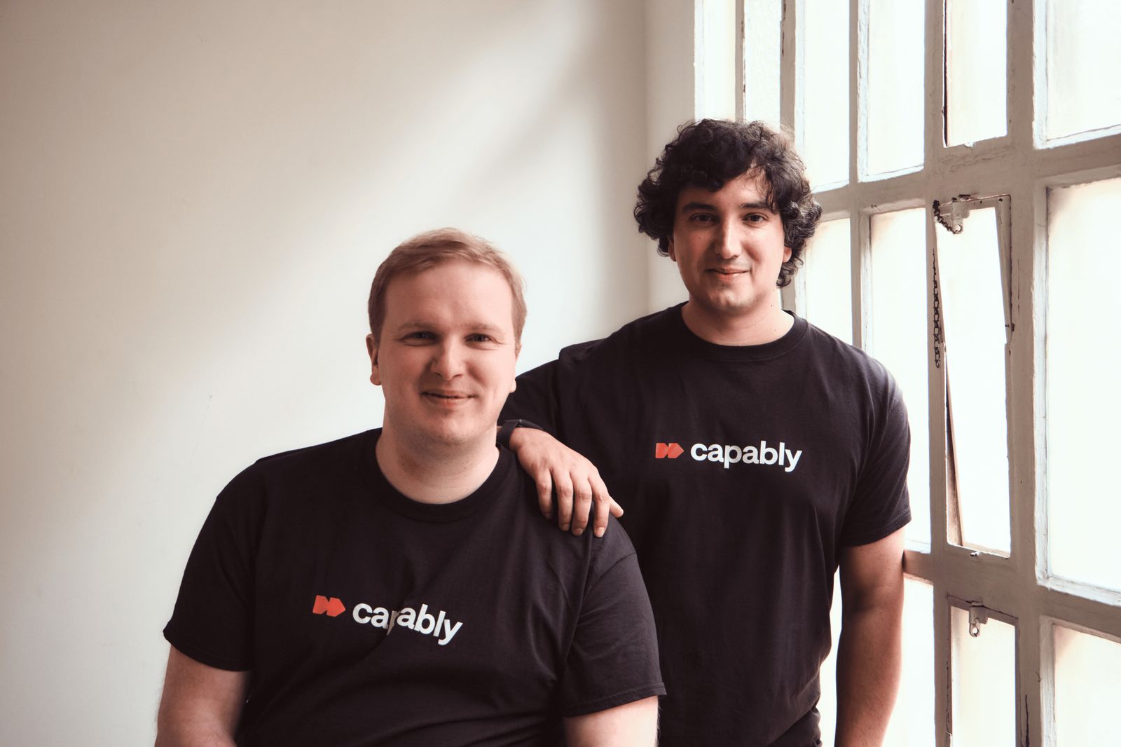 Archivo - De izquierda a derecha: los cofundadores de Capably, Nicolas Trésegnie y Rafael Pulido