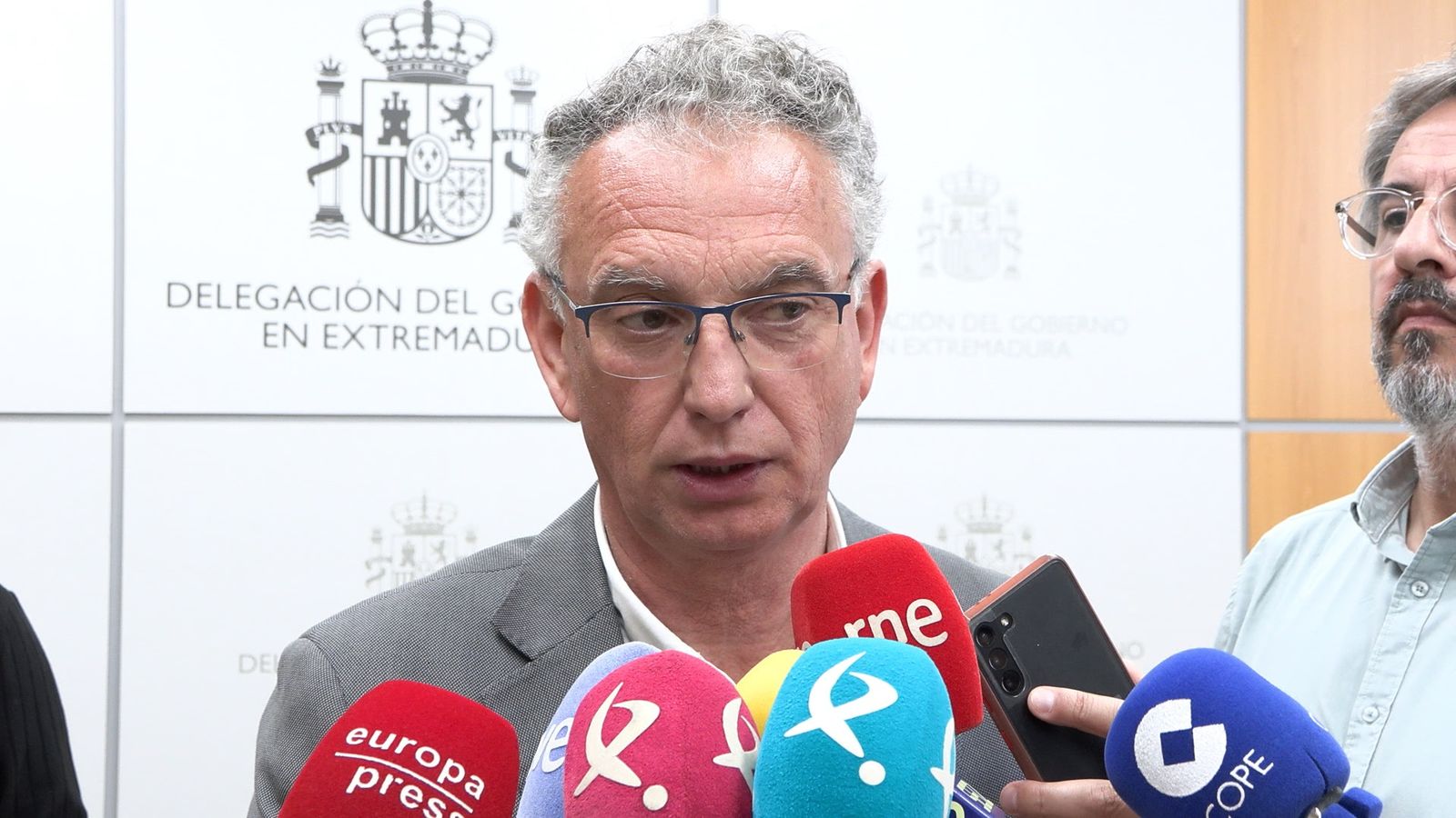 20250422 El Delegado Del Gobierno Atiende A Los Medios.