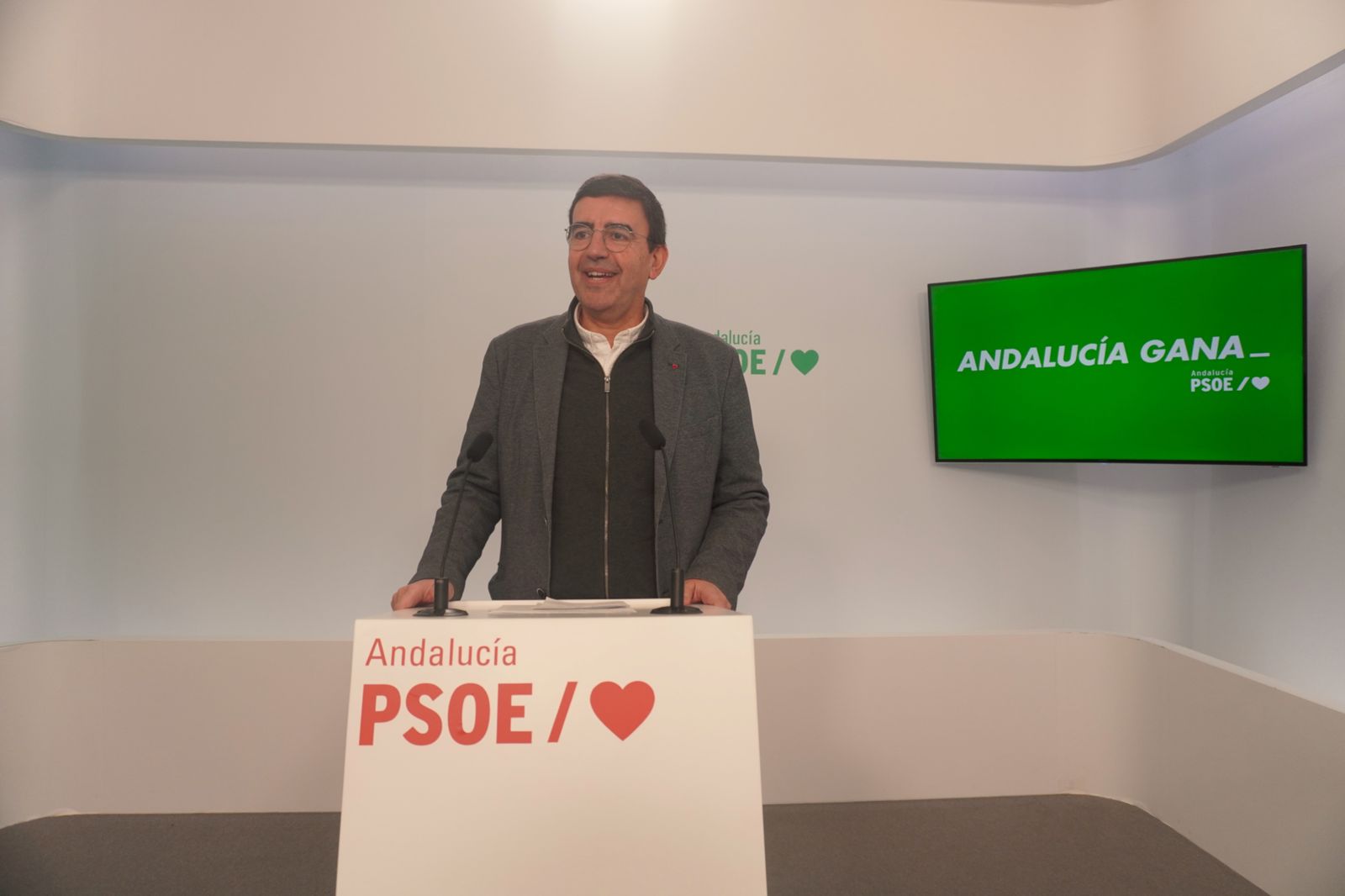 Archivo - El parlamentario del PSOE-A Mario Jiménez