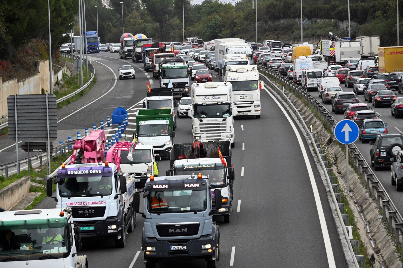 54 detenidos y 399 investigados desde el inicio de la huelga de transporte