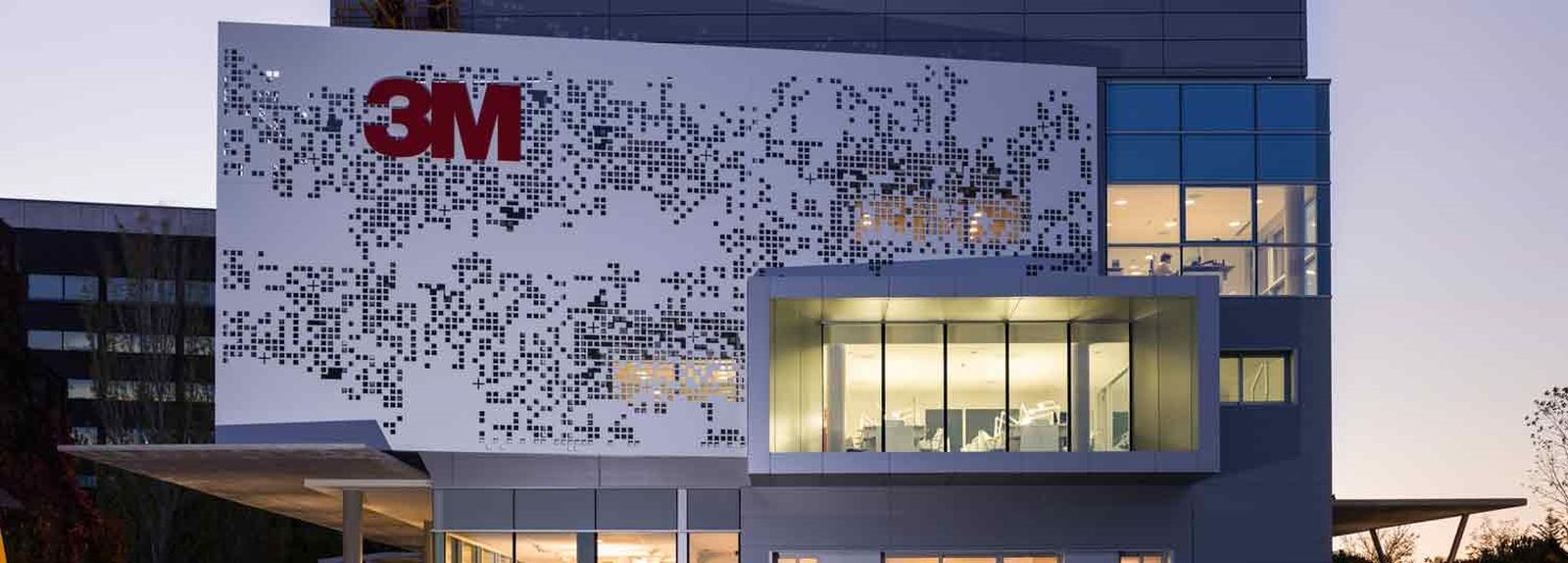 Archivo - 3M gana un 40% menos en el segundo trimestre por la desconsolidación de su negocio en Venezuela