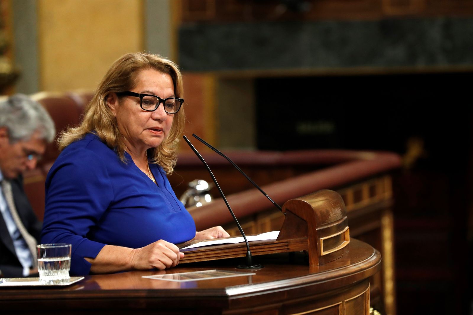 Podemos expulsa cautelarmente a la diputada que se ha pasado al Grupo Mixto