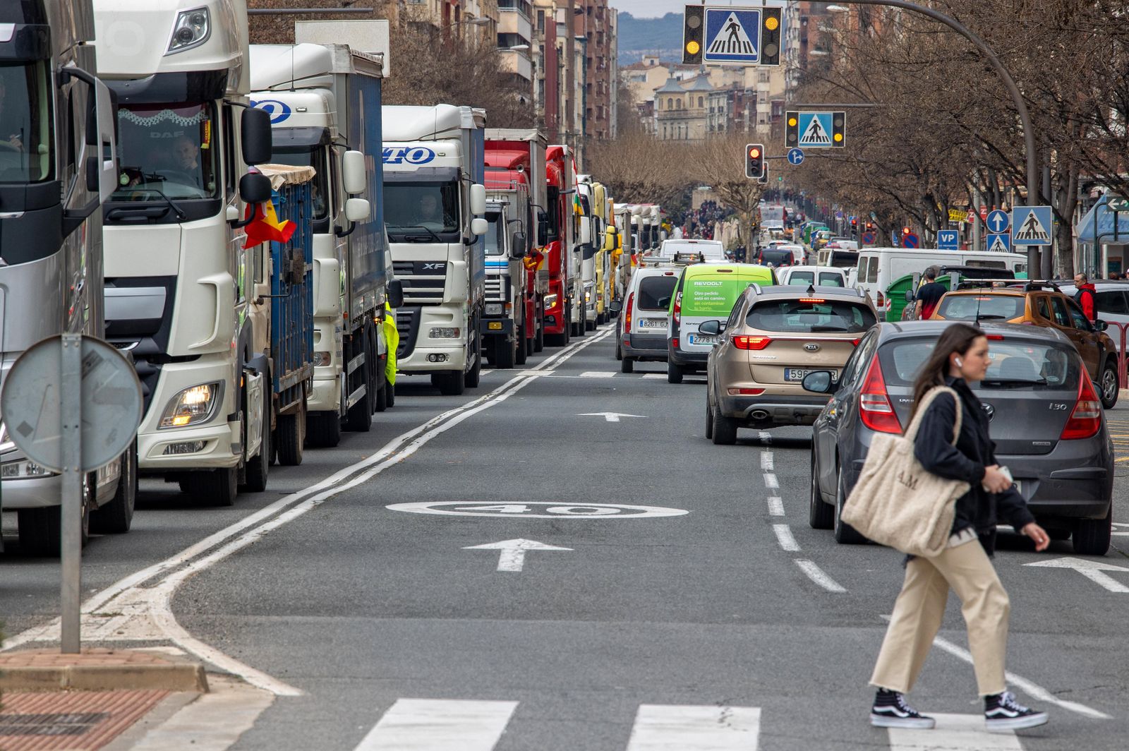 La Plataforma de transportistas descarta "totalmente" desconvocar el paro
