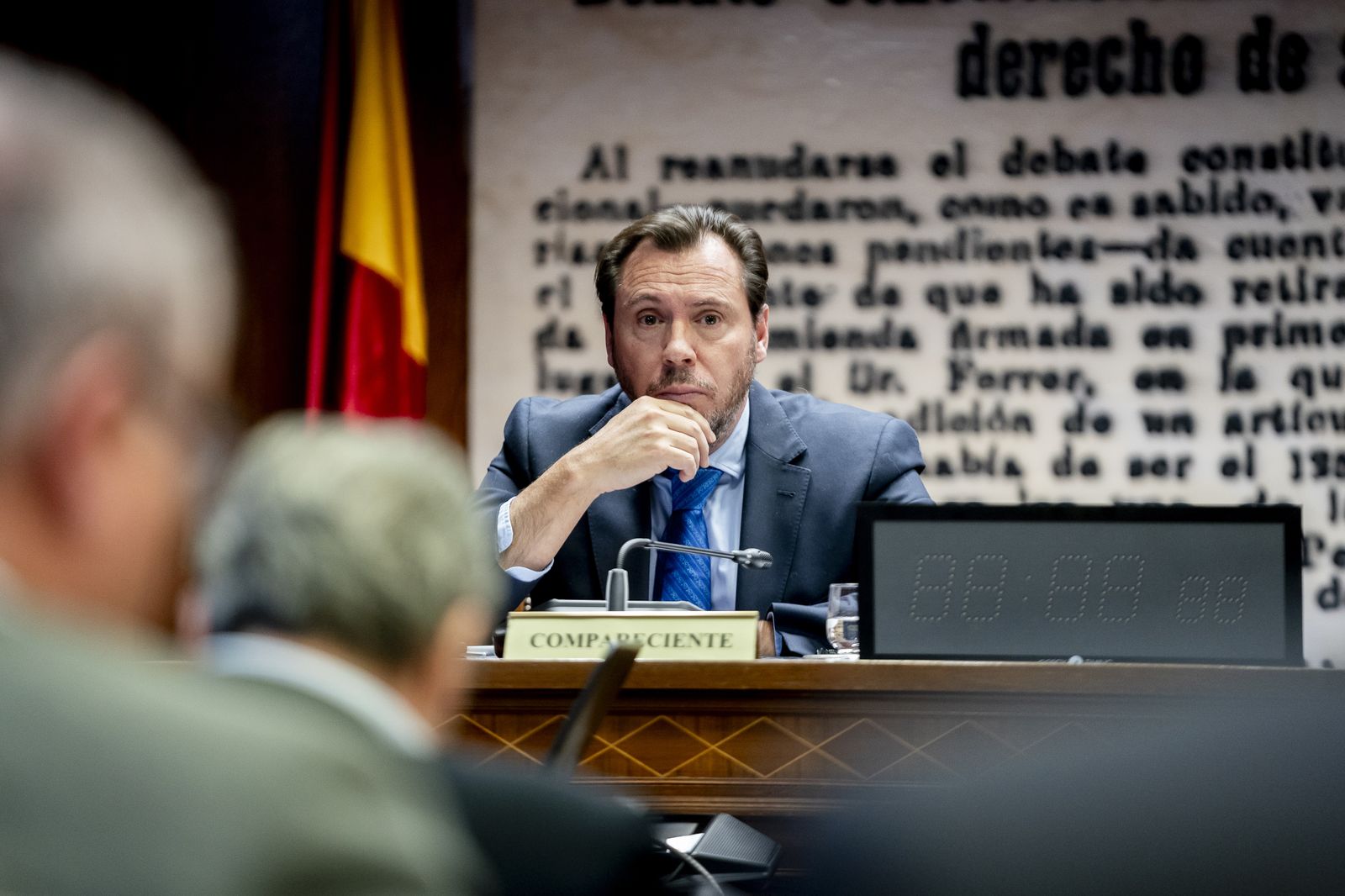 Archivo - El ministro de Transportes y Movilidad Sostenible, Óscar Puente, comparece en la Comisión de Investigación por el ‘caso Koldo’, en el Senado, a 28 de noviembre de 2024, en Madrid (España).