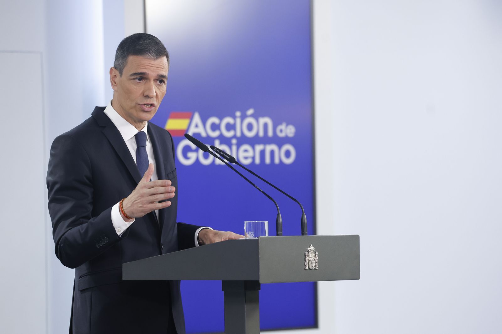 Sánchez anuncia 10.471 millones a seguridad y defensa para llegar este año al 2 % del PIB